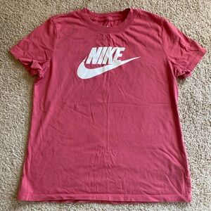 Women’s Nike Tee